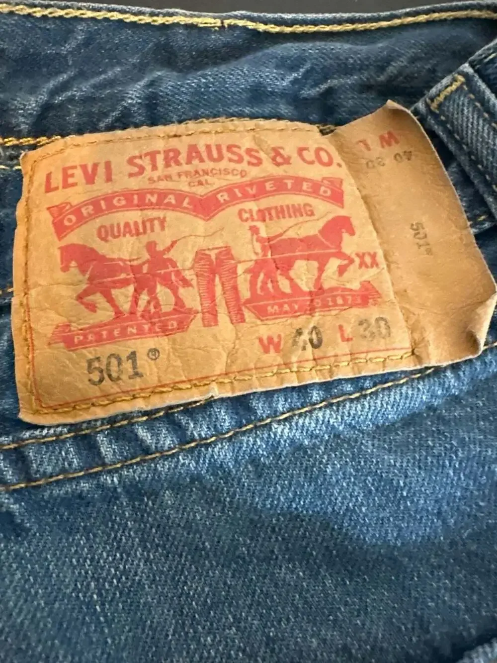 Levi's 501 Original Fit Men's Jeans Medium Wash W40 L30